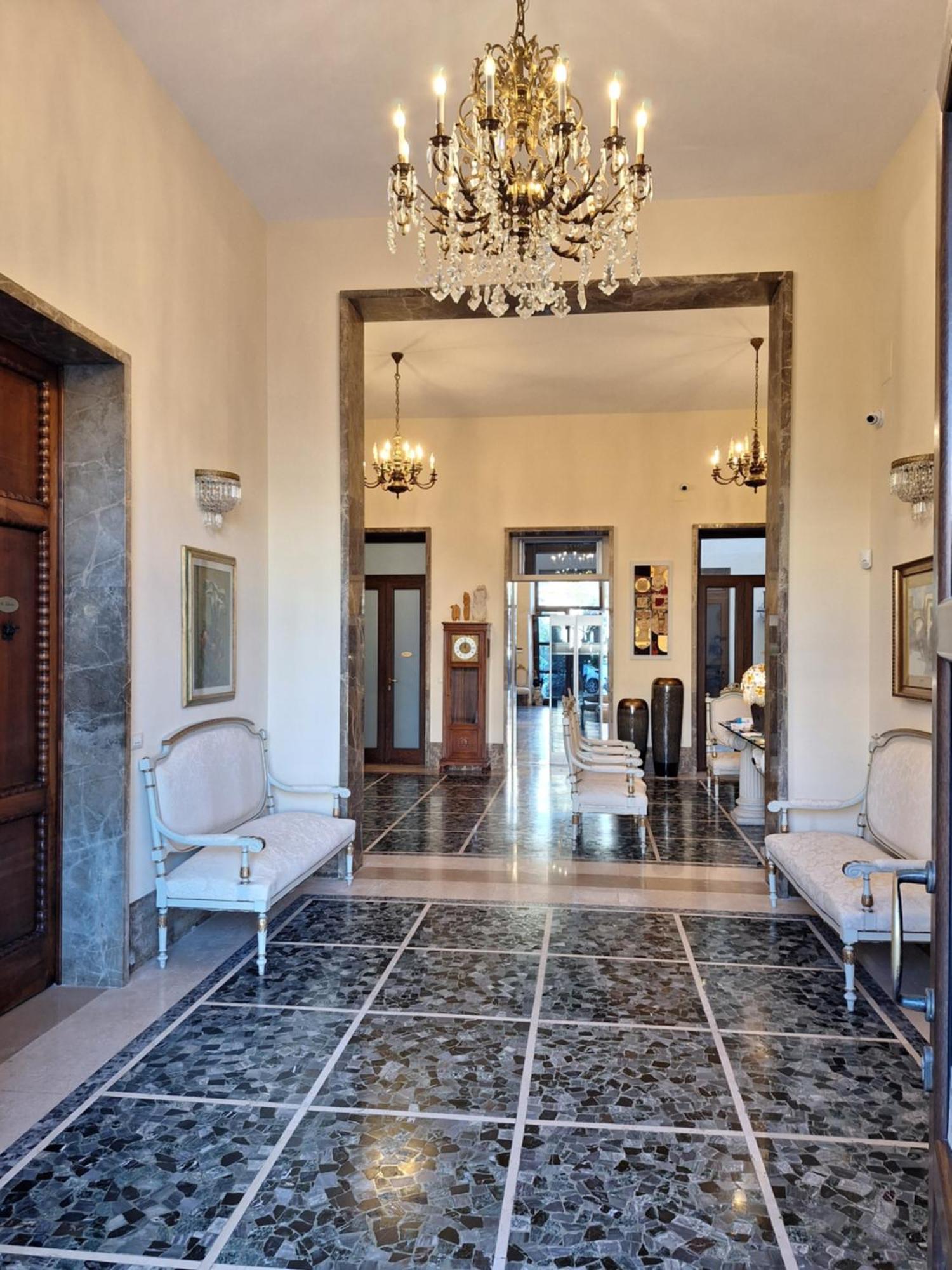 Dimora Charleston Lecce Parcheggio Privato In Loco Gratis Bed and Breakfast Εξωτερικό φωτογραφία
